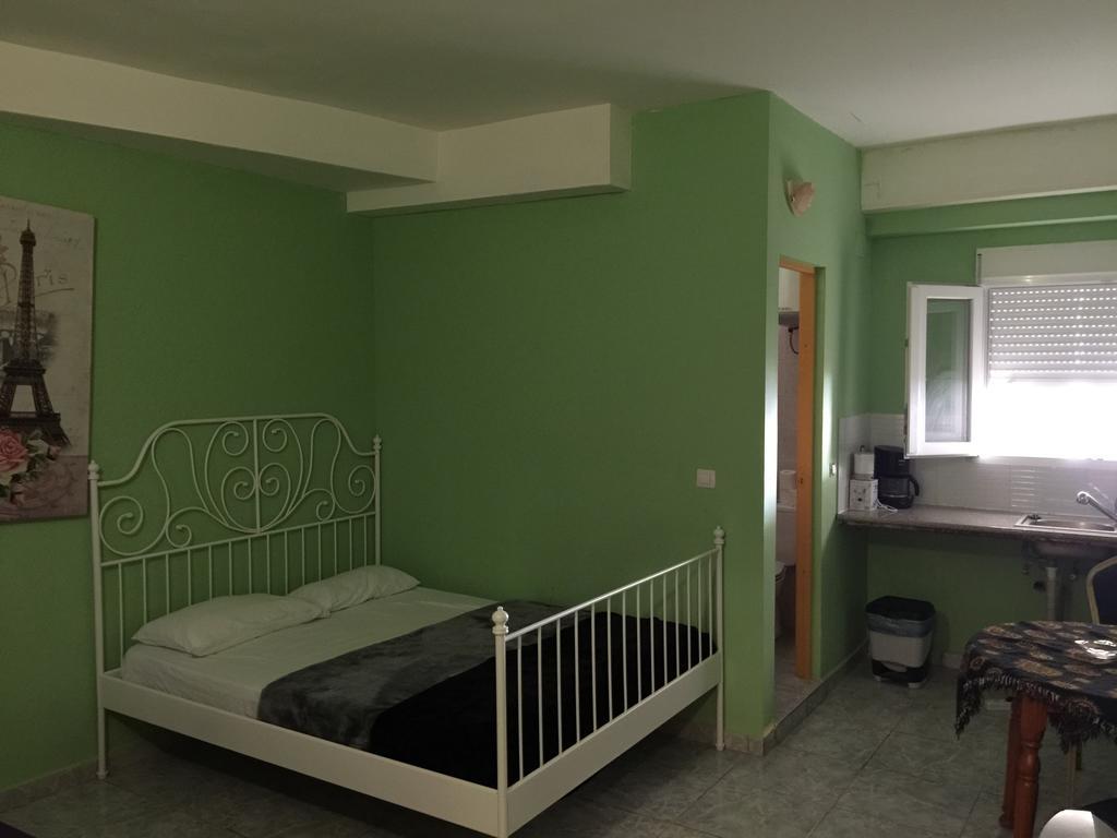 Tenerife Hostel ロスクリスティアーノス エクステリア 写真