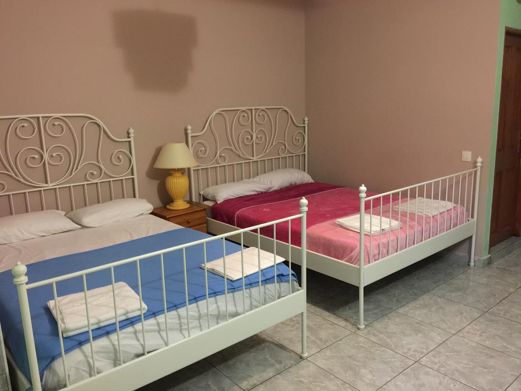 Tenerife Hostel ロスクリスティアーノス 部屋 写真